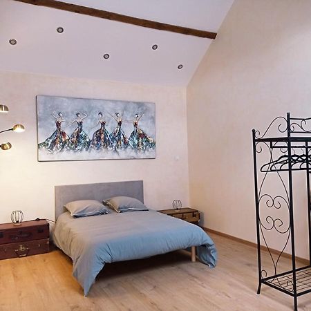 La Grange De Marie A St Angel - Magnifique Grange Renovee En Loft Pour 1 A 6 Pers Villa Saint-Angel  Bagian luar foto